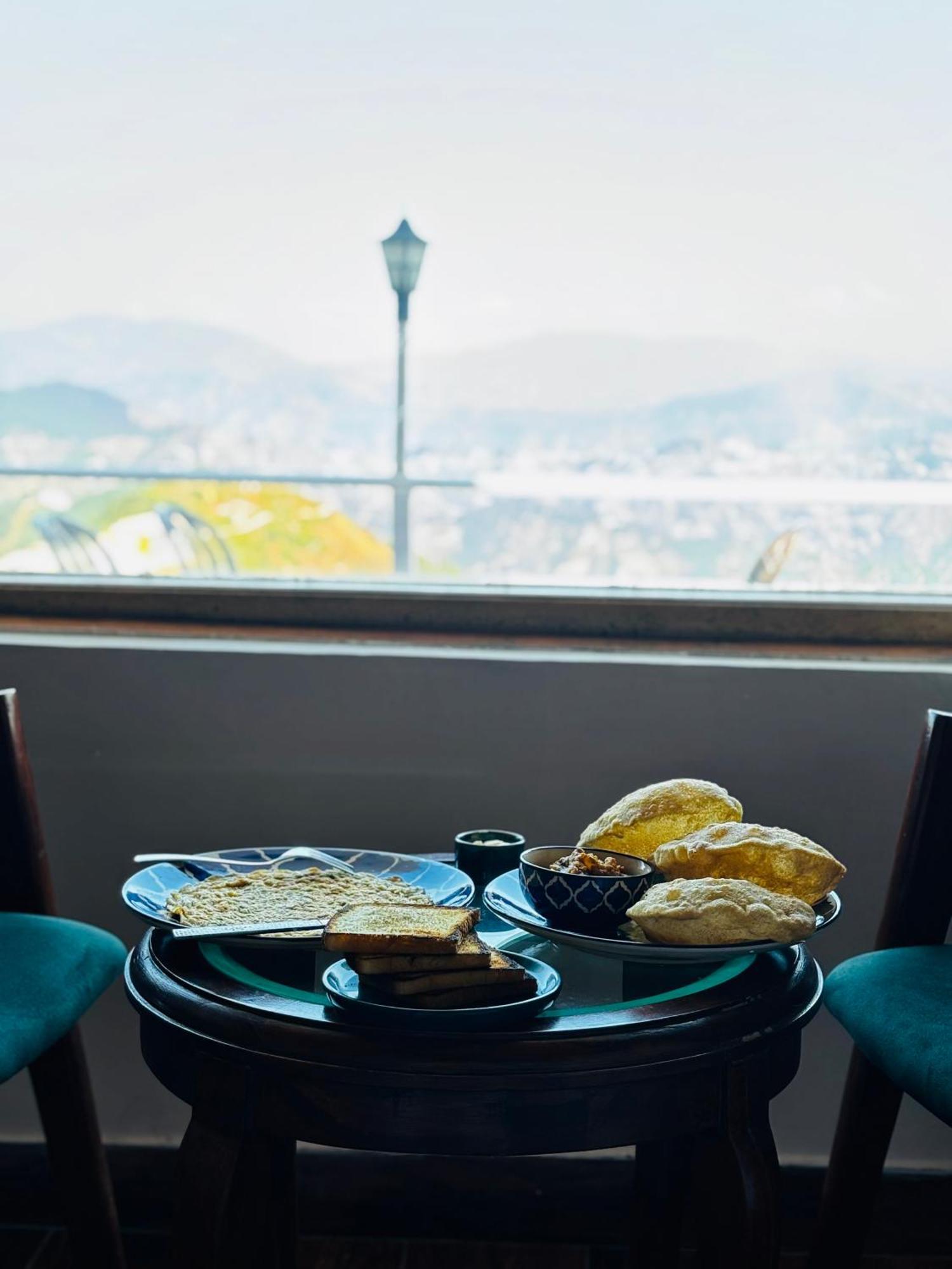 Hilly Horizon Bnb Kufri Cheog Eksteriør bilde