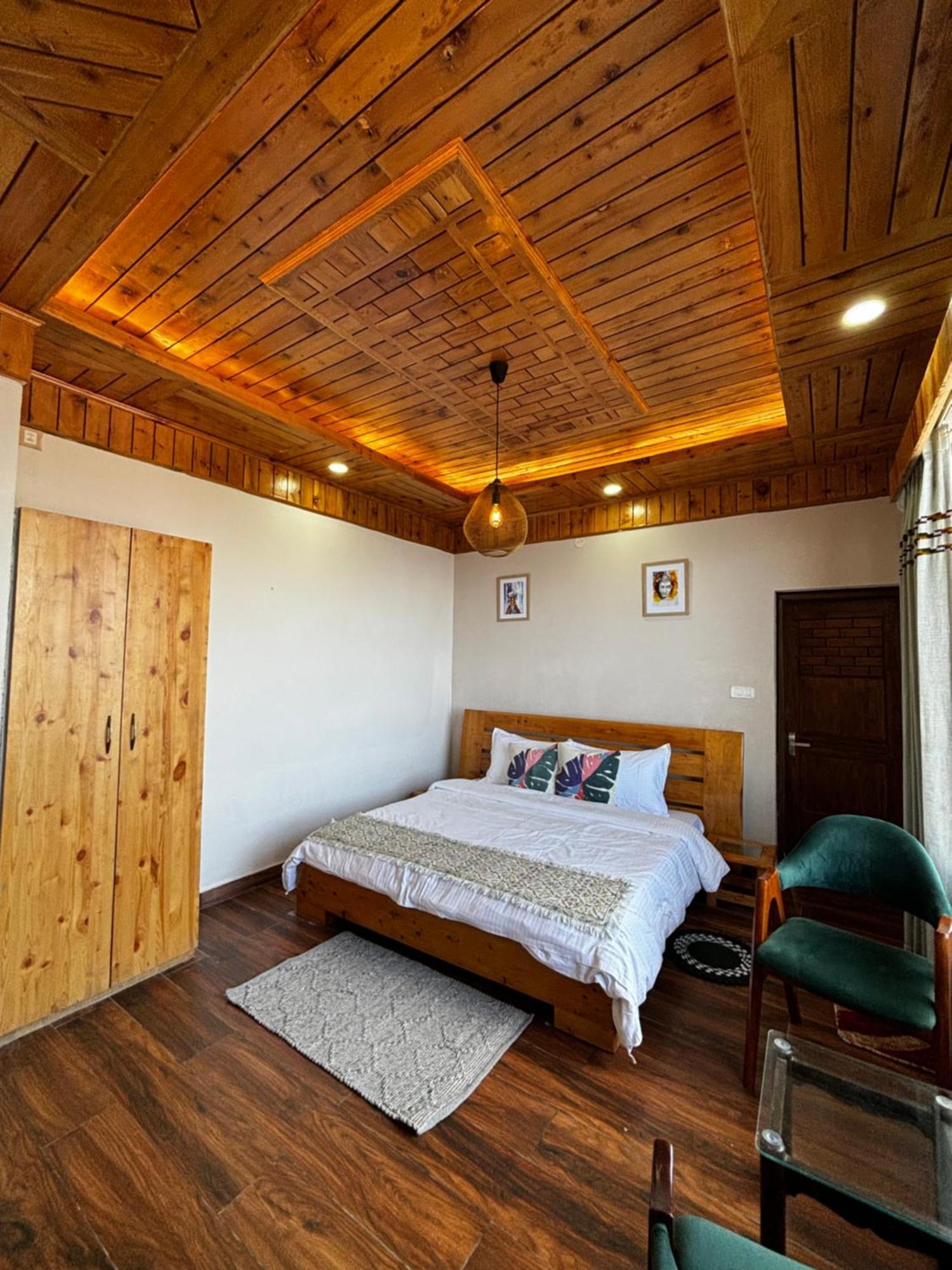 Hilly Horizon Bnb Kufri Cheog Eksteriør bilde