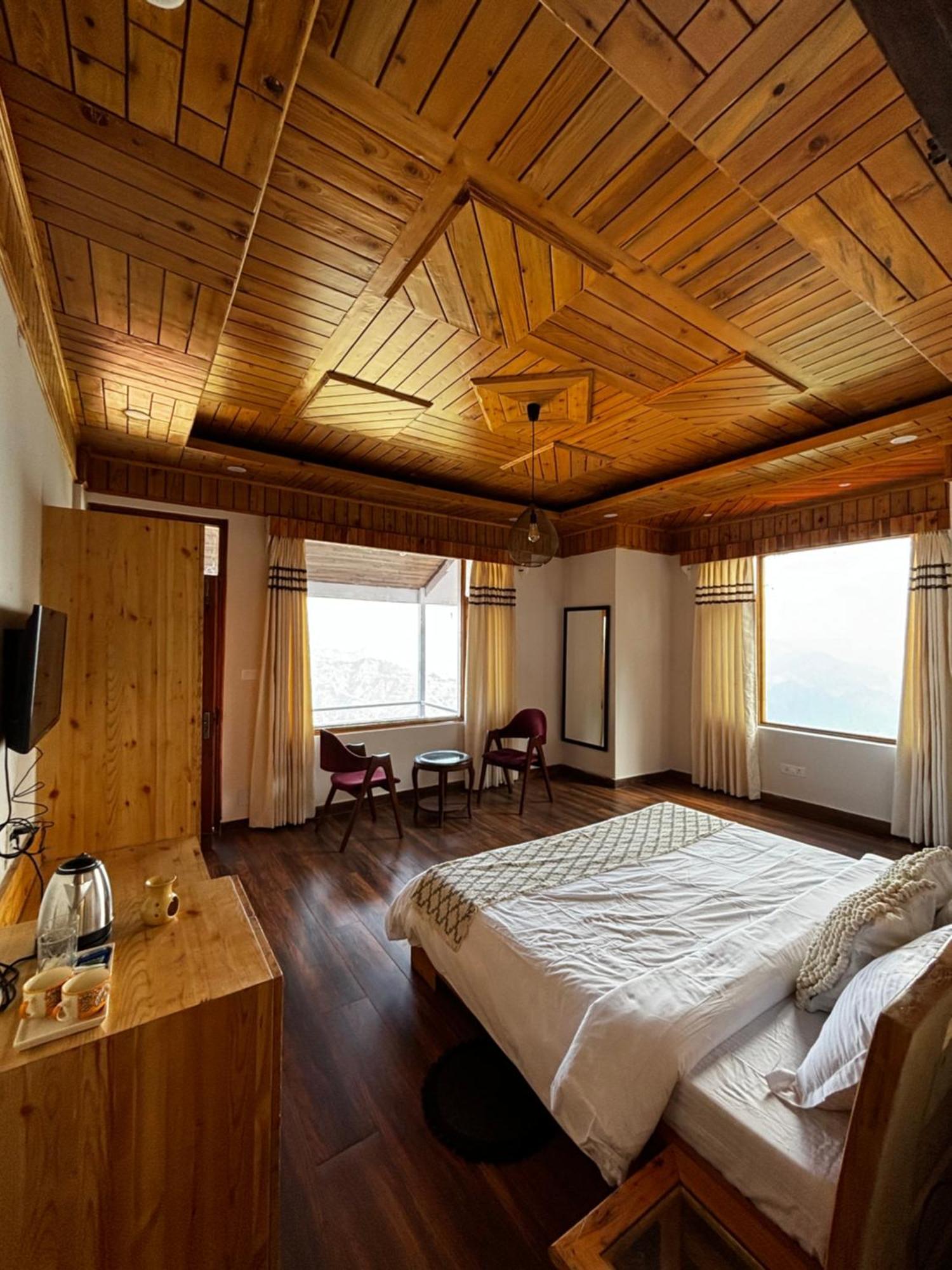 Hilly Horizon Bnb Kufri Cheog Eksteriør bilde