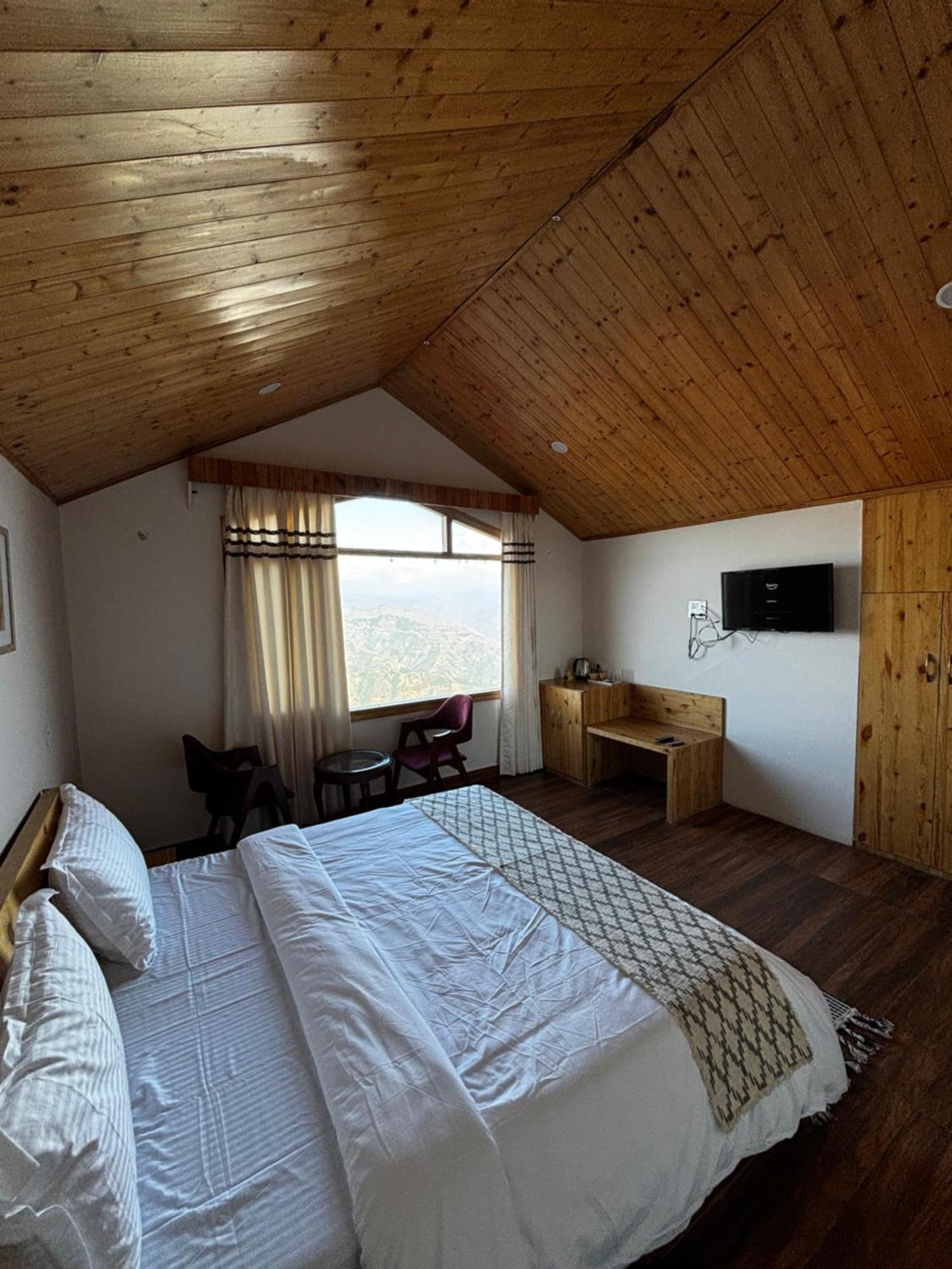 Hilly Horizon Bnb Kufri Cheog Eksteriør bilde